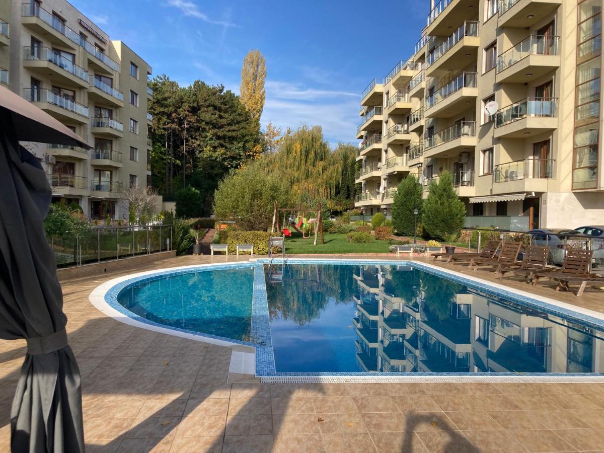 Botanica Prime Appartement Varna Buitenkant foto